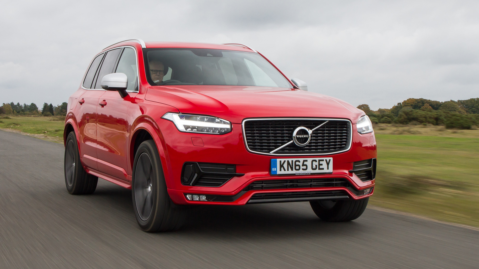 Volvo launches sporty RDesign version of XC90 AutoTrader